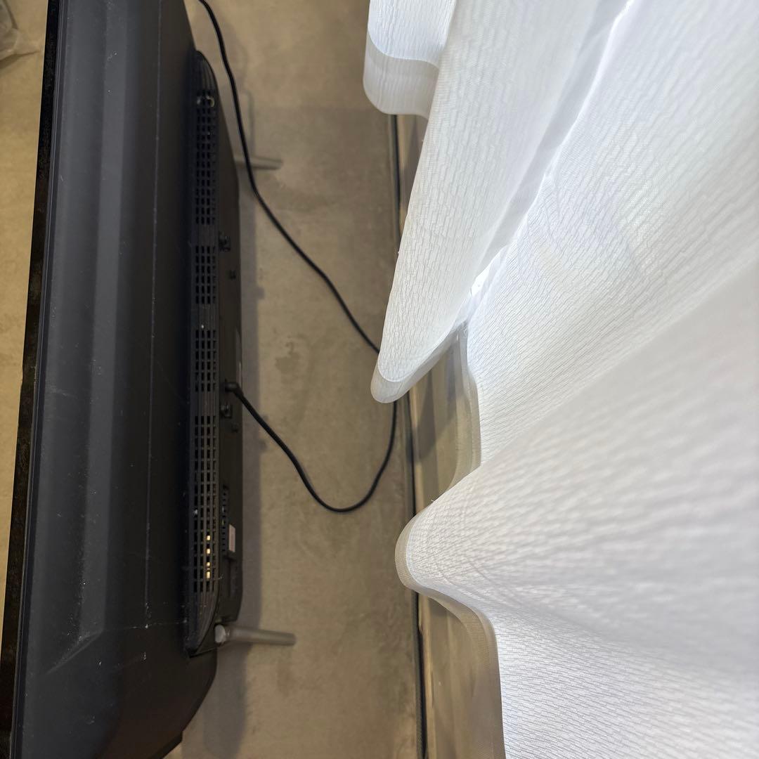 液晶テレビ 40インチ 金属スタンド付き