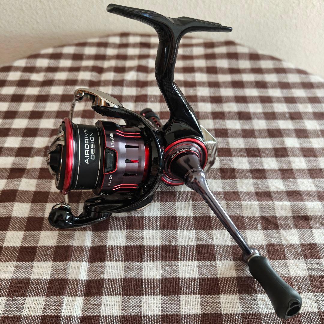 【BB追加】ダイワ(DAIWA) スピニングリール 23月下美人 LT2000S