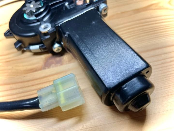 トヨタ純正　ランクル70 GRJ7# パワーウインドウ　レギュレーター　モーター