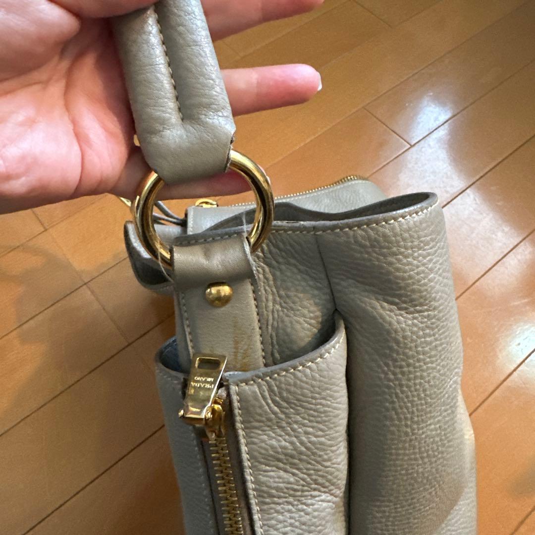 PRADA A4サイズ