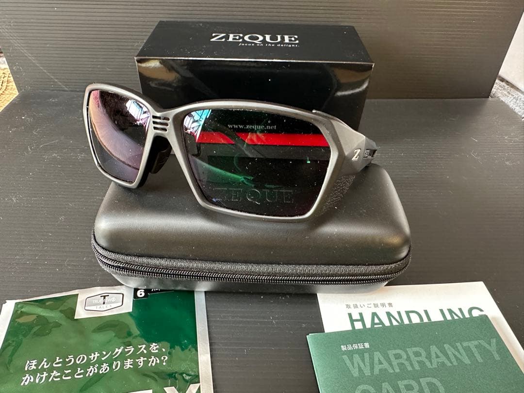 ゼクー/ZEQUE ルーフ/LOOF タレックス トゥルービュー偏光