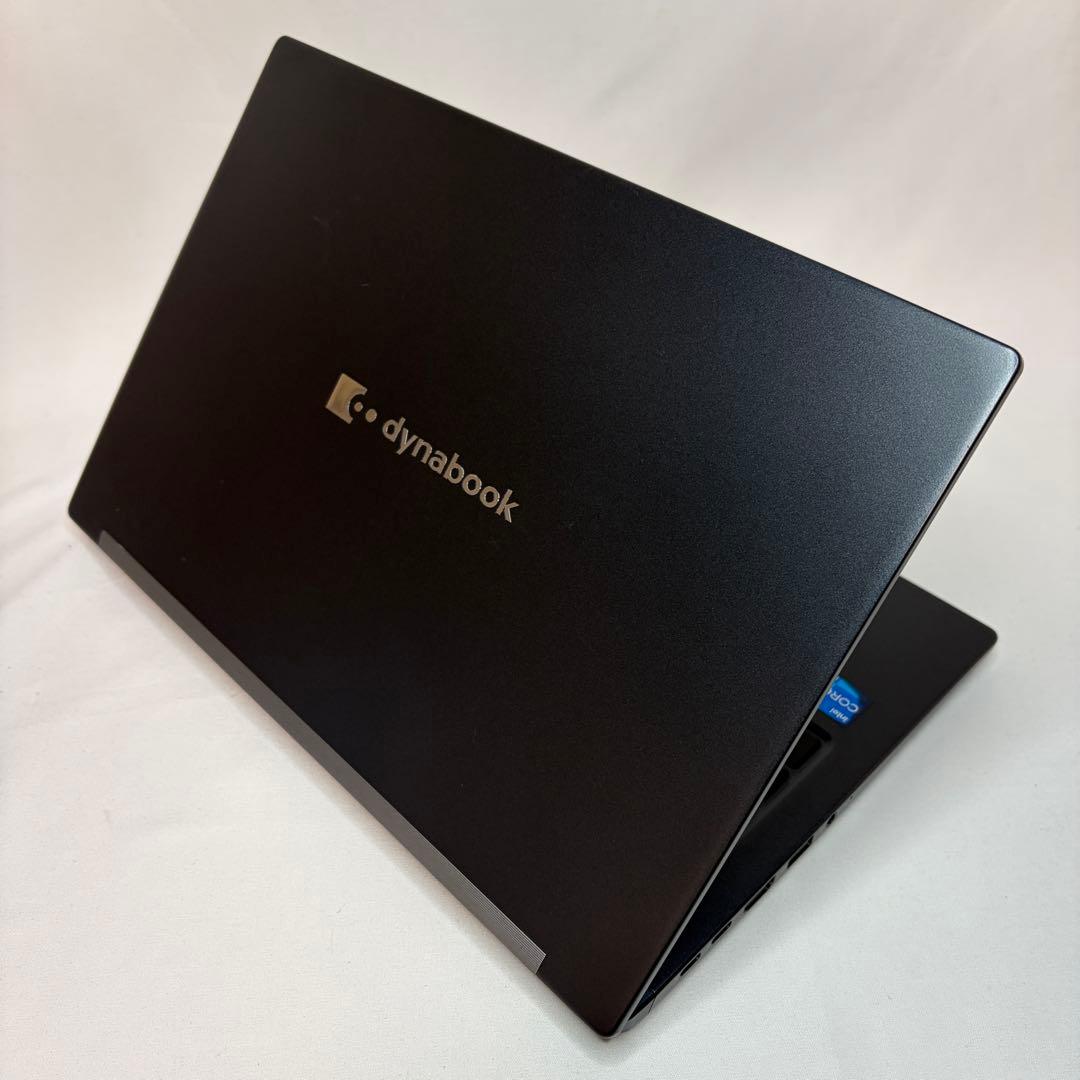 準美品 dynabook G83 第11世代 i5 8GB フルHD オフィス