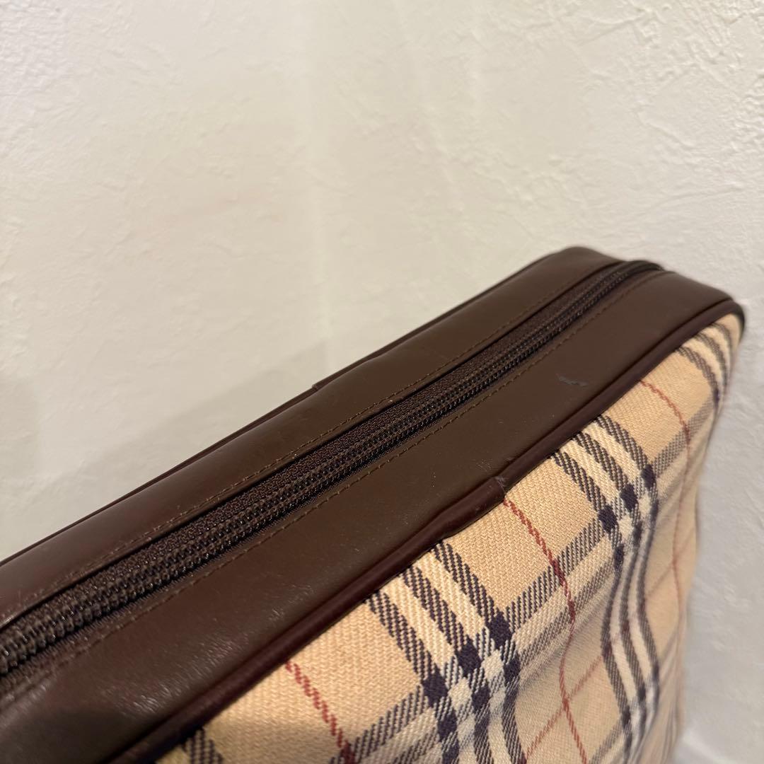 人気‼️バーバリー ノバチェック柄 ショルダーバッグ レザー 牛革 高品質 美品✨