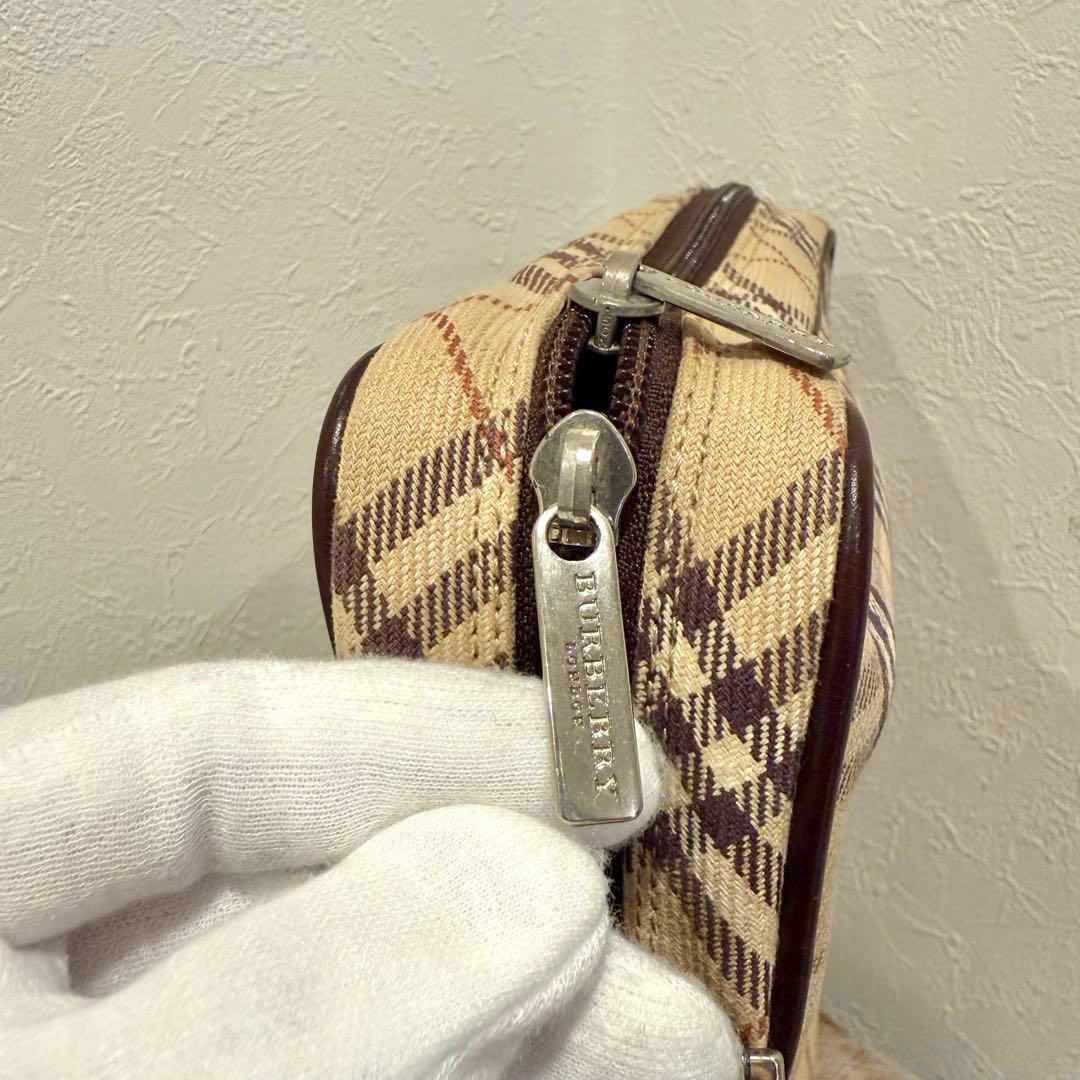 人気‼️バーバリー ノバチェック柄 ショルダーバッグ レザー 牛革 高品質 美品✨