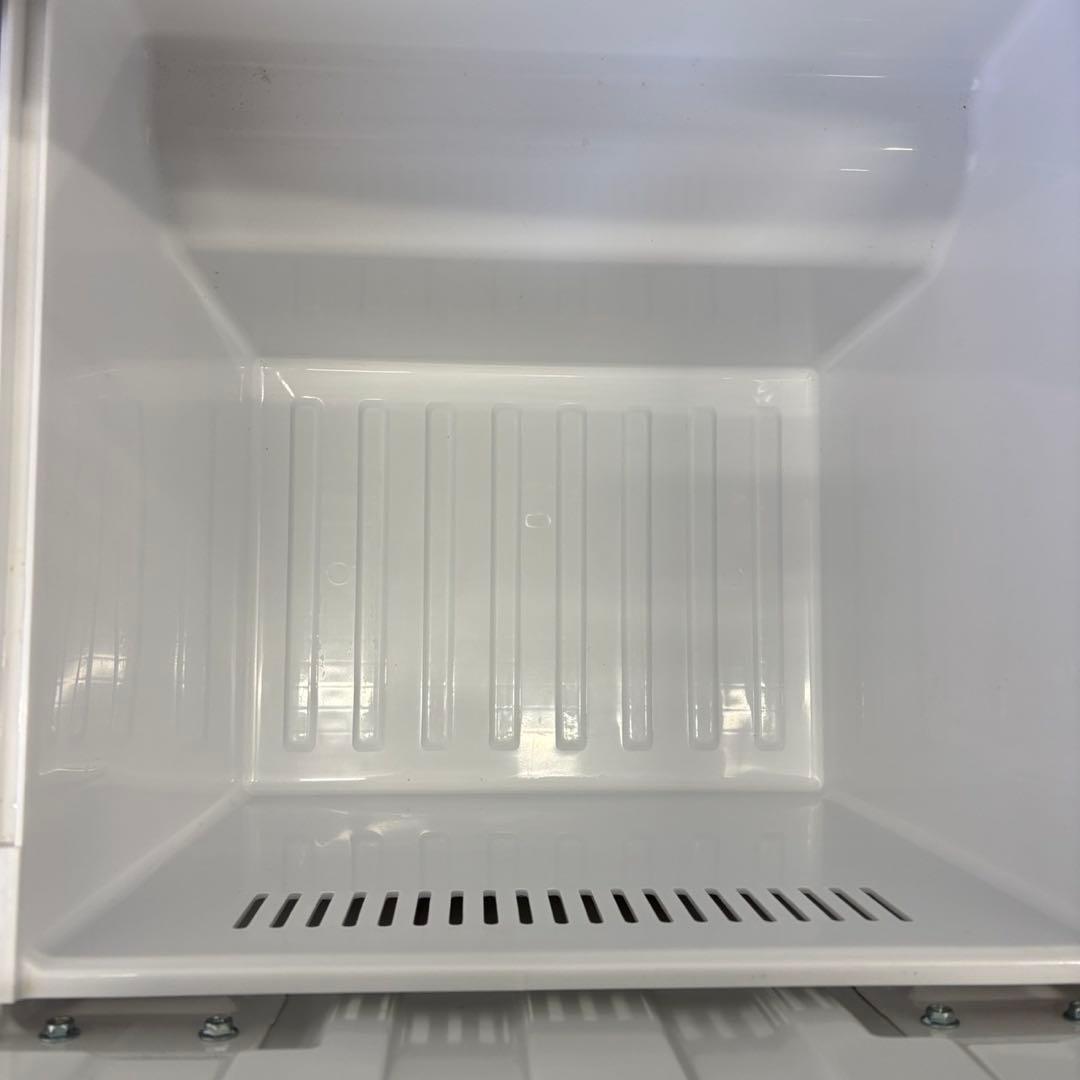 12　冷蔵庫　一人暮らし　右開き　綺麗　中古　レトロ　設置無料　安い‼️