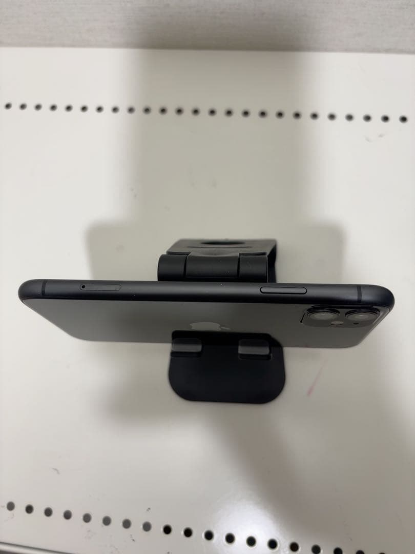 早い者勝ち　[SIMフリー]Apple iPhone 11 128GB