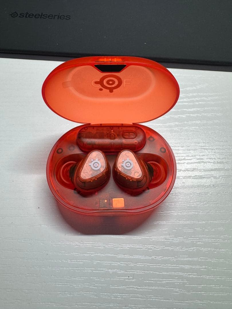 【極美品】SteelSeries Arctis GameBuds