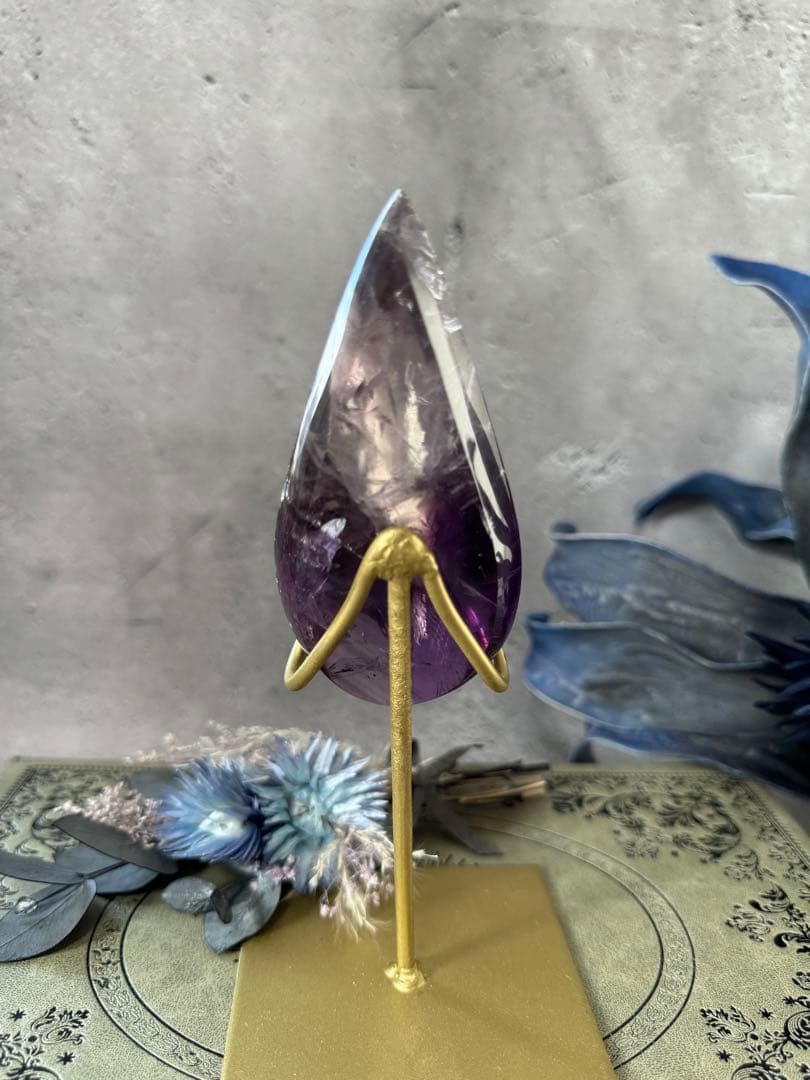アメジストファントム　ドロップ　涙型　置物 スタンド付き