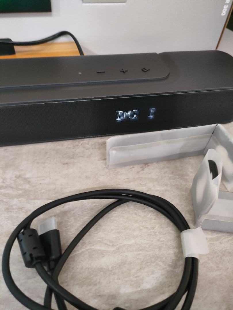 ●8/0114m03 JBL BAR300 サウンドバー ブラック