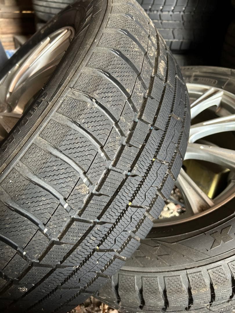 ミキさん用トーヨータイヤ225/60R17スタッドレスホイールセット17 SUV