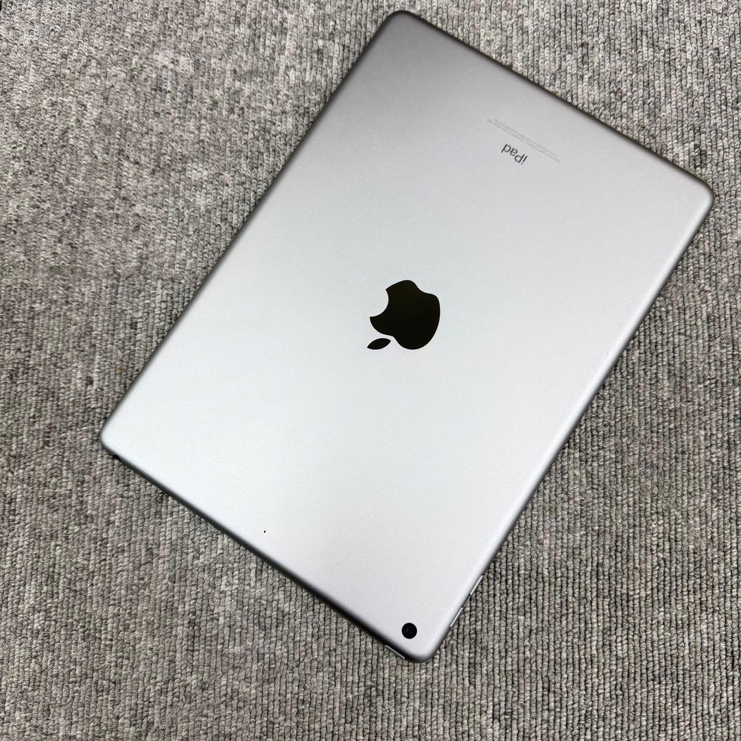 美品iPad 第6世代 (2018) 32GB Wi-Fiモデル スペースグレイ