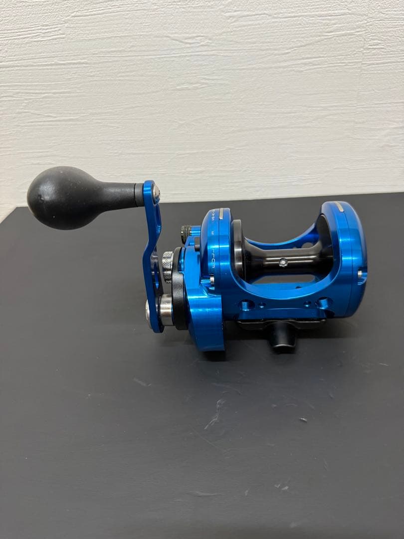 オクマ　両軸リール　（セドロス）