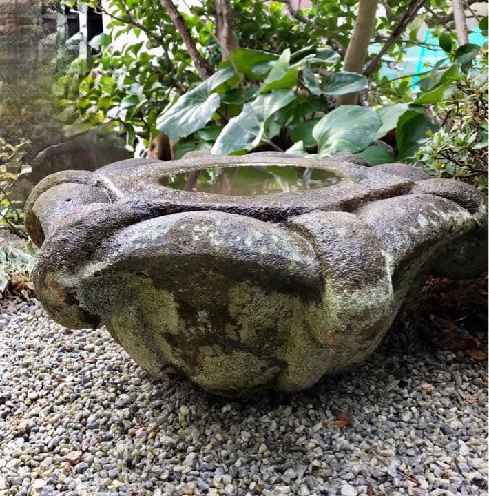 見立て水鉢・笠型