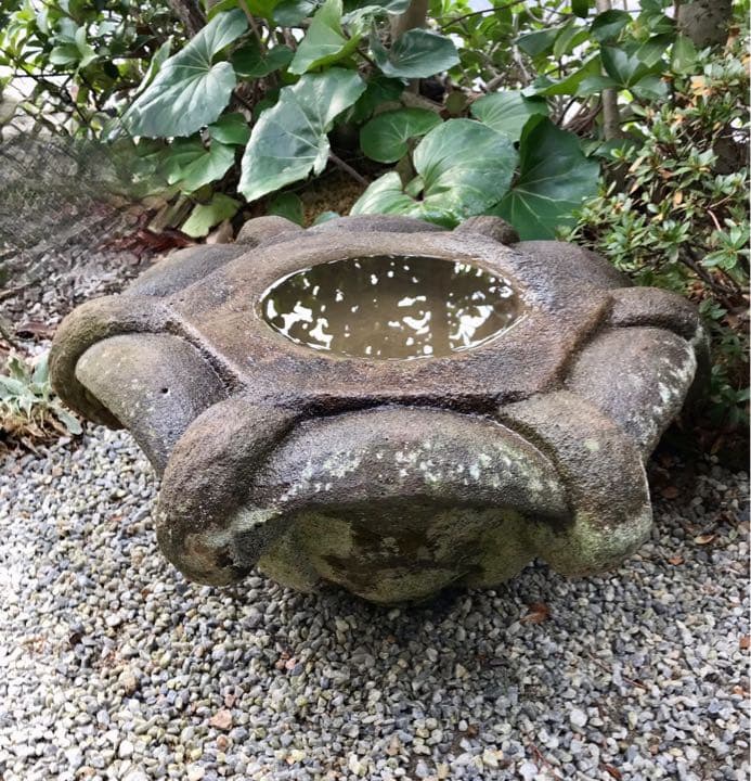 見立て水鉢・笠型