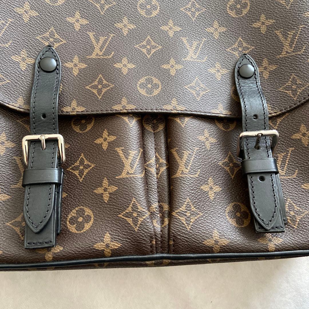 ルイヴィトン モノグラム マカサー クリストファー メッセンジャーM41643