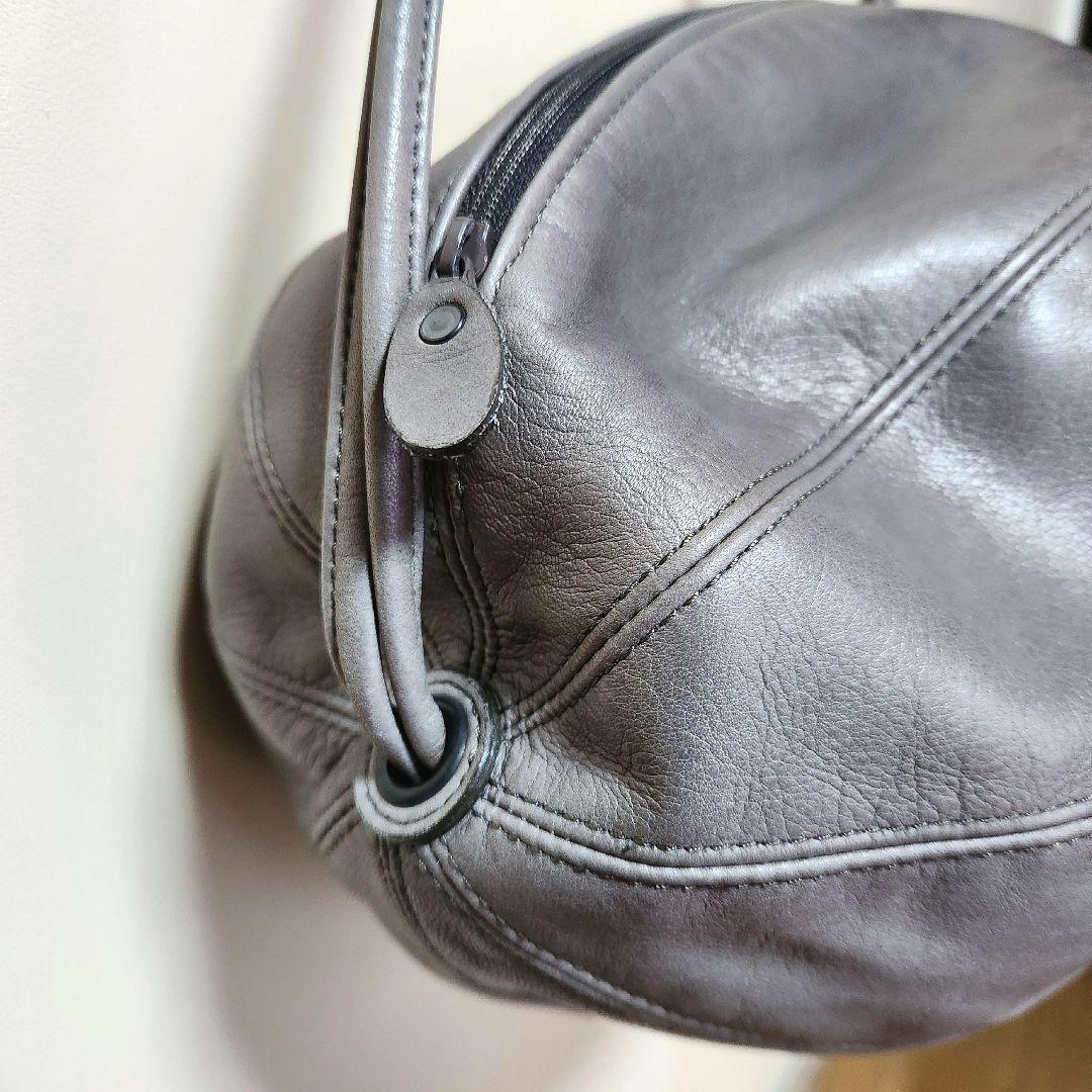 ヨーガンレール　ラグビーボールショルダーバッグ　グレージュ