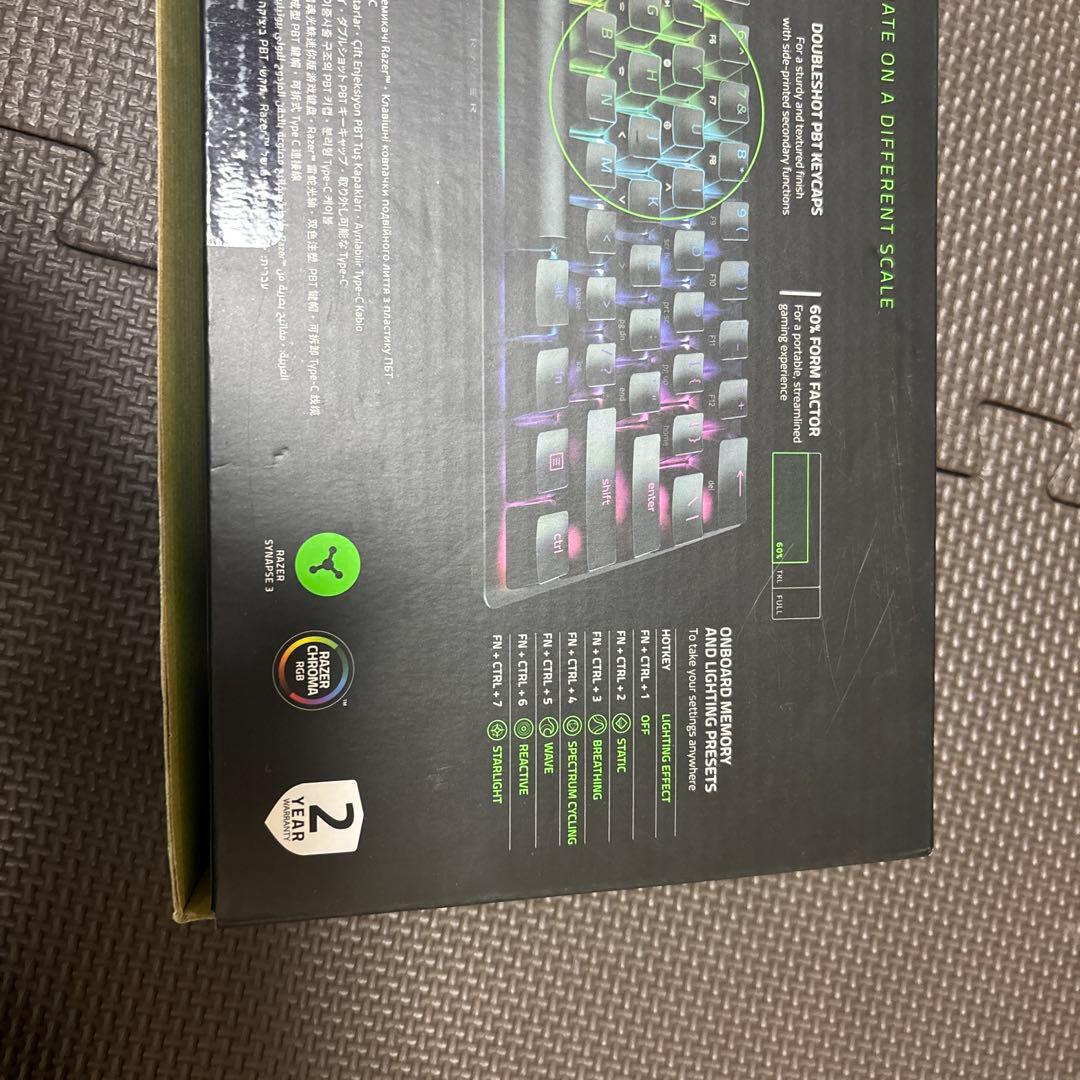キーボード razer huntsman mini formfactor60%
