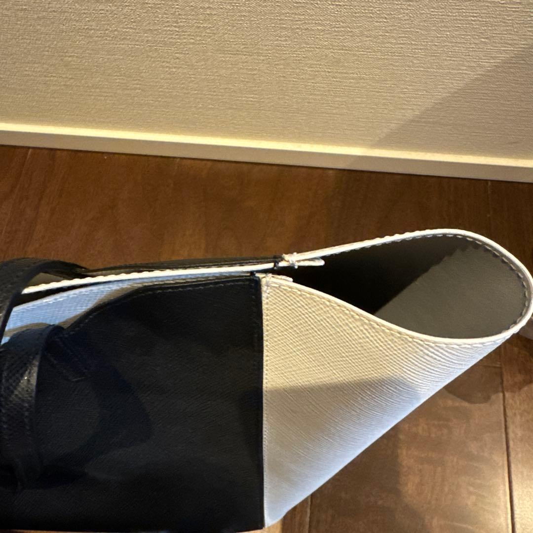 【美品】FURLA トートバッグ ファンタジア黒/白バイカラー