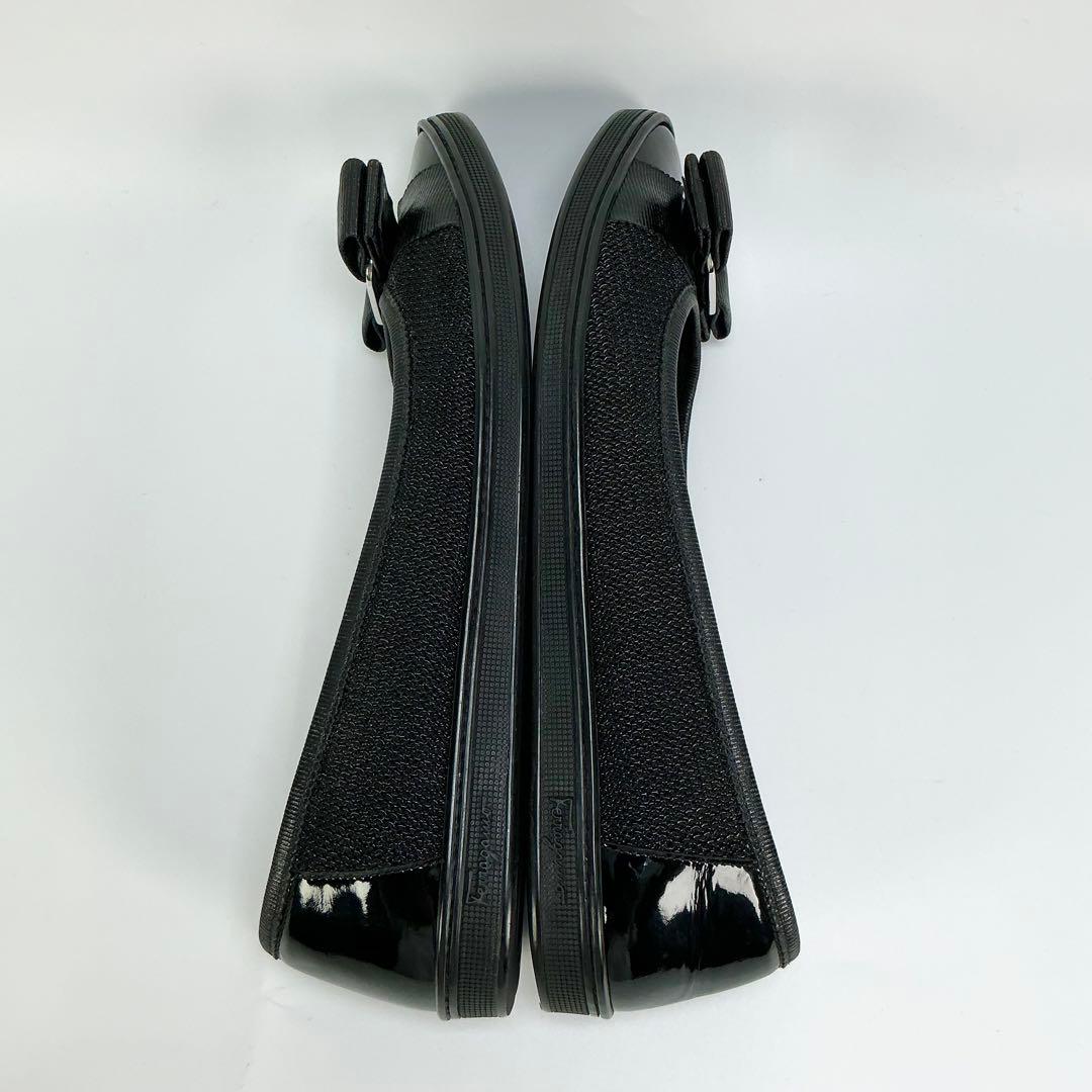 SALVATORE FERRAGAMO　フラットシューズ　ヴァラリボン　エナメル