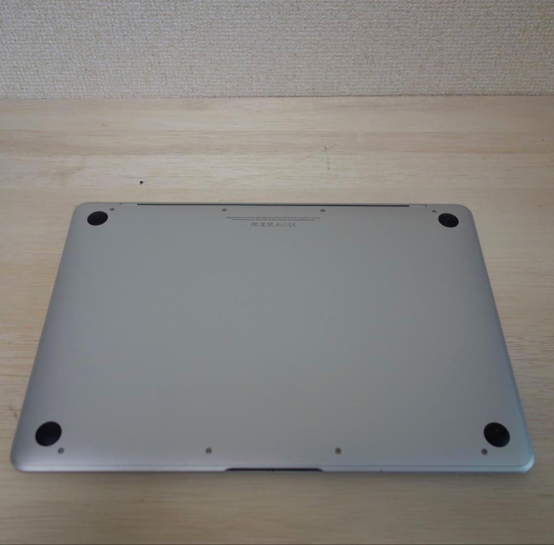243）MacBook,12インチ 2017　/ｍ3/8GB/256GB