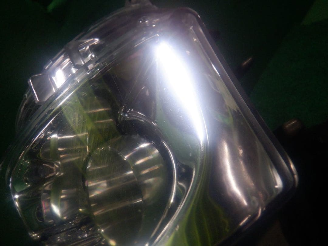 【希少】LS460 LS600 OPデイライト付きHIDフォグランプ本体