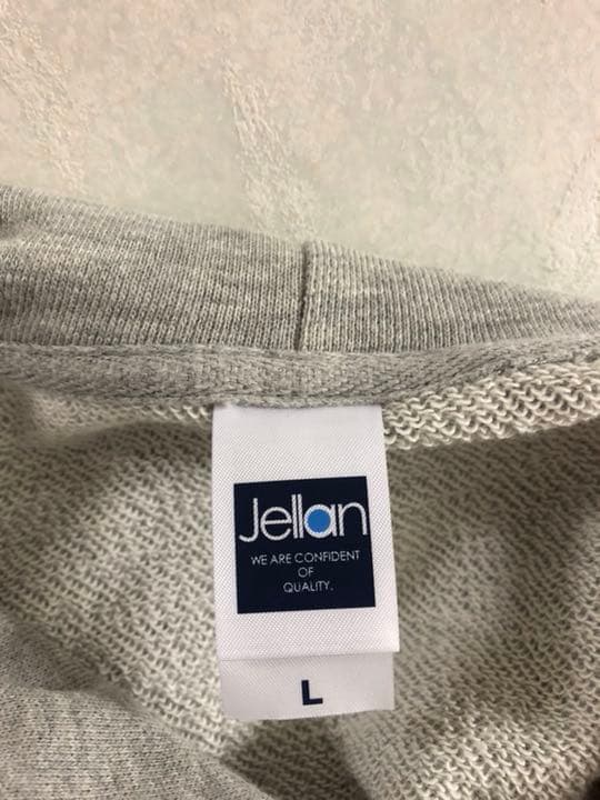 美品 稲本潤一 パーカー サイズL 北海道コンサドーレ札幌 SC相模原