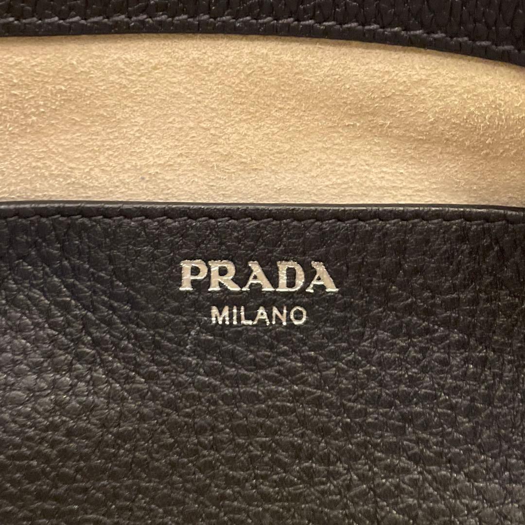 【未使用級】PRADA プラダ ショルダーバッグ レザー ブラック 黒