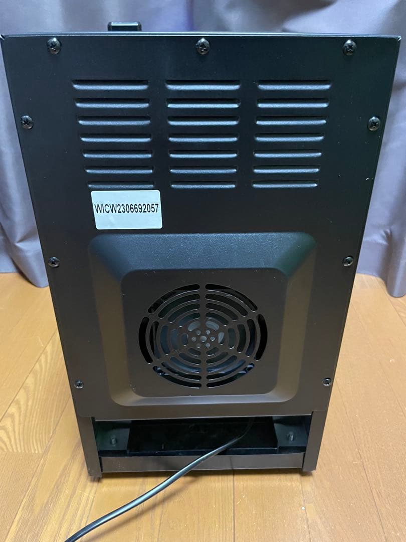 WIEワインセラー8本収納