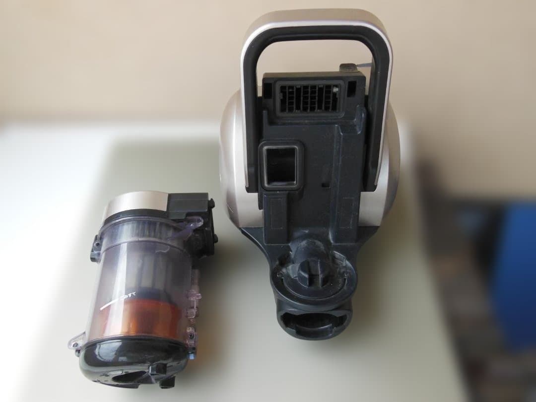 2022年製　CV-SP300K 日立パワかるサイクロン掃除機