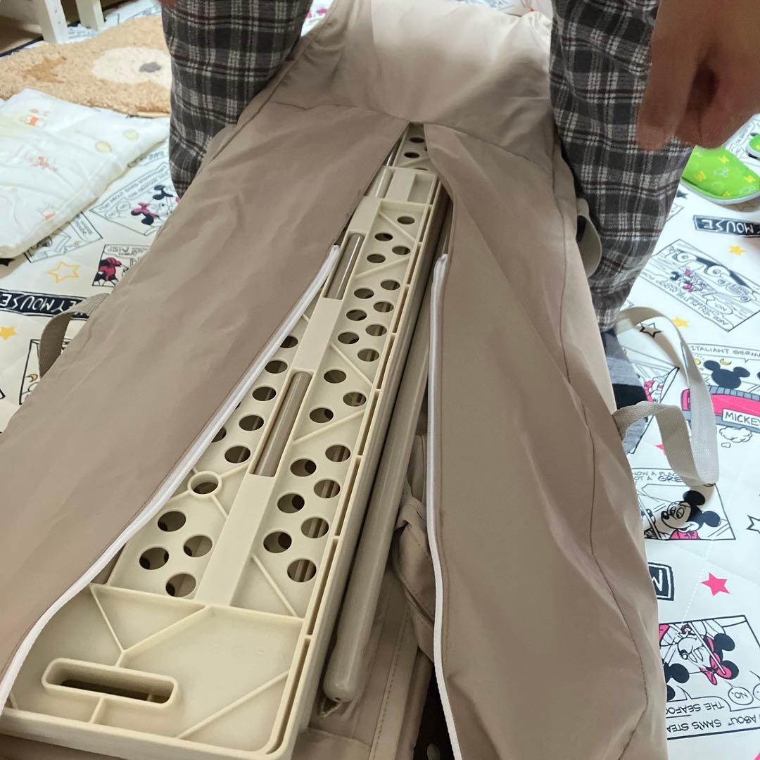 アップリカ　ココネルエアー折りたたみ式ベビーベッド ココアブラウン色