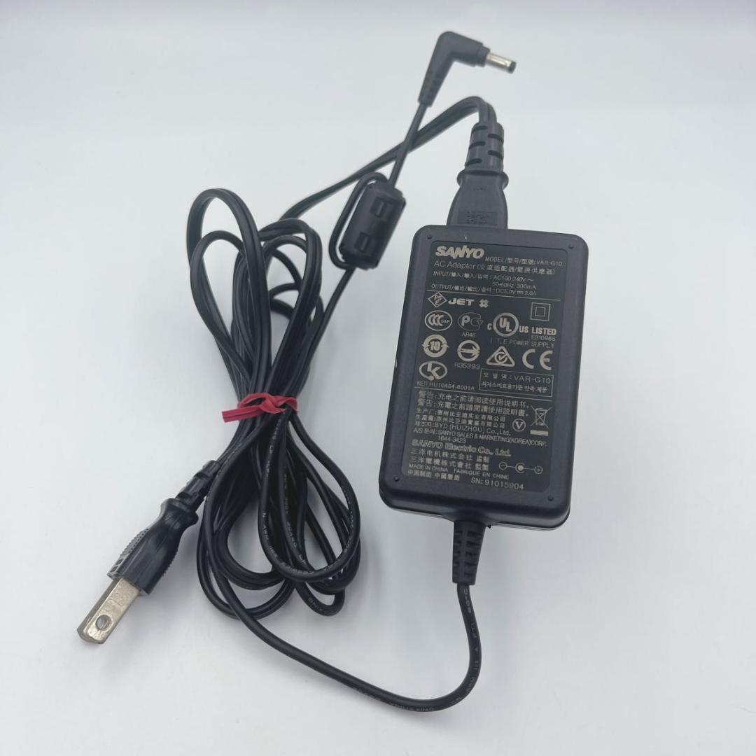 美品 SANYOサンヨー Xacti DMX-HD1000 デジタルビデオカメラ