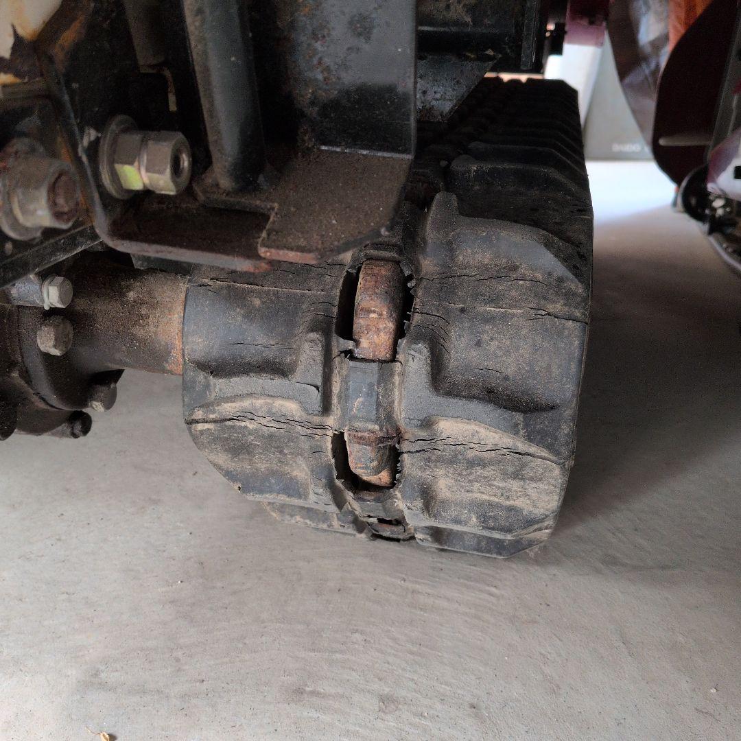 【静岡】　脱穀機　自走式　カンリウハイスレッシャー　中古　【引き取り限定】