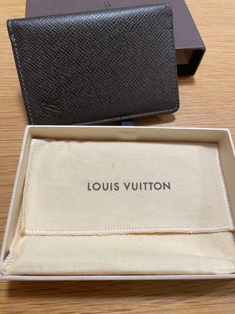 LOUIS VUITTON ダークブラウン カードケース