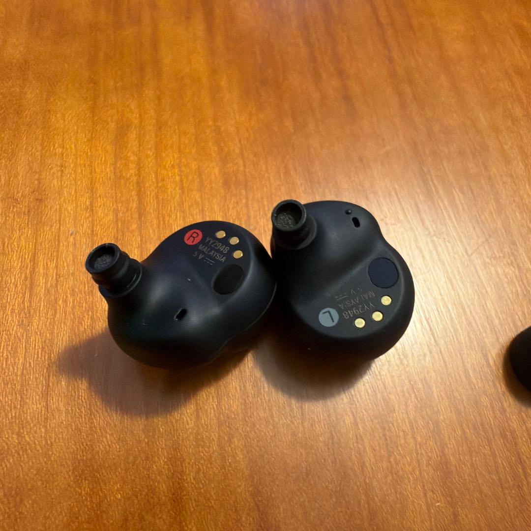 SONY WF-1000XM4 ノイズキャンセリングワイヤレスイヤホン