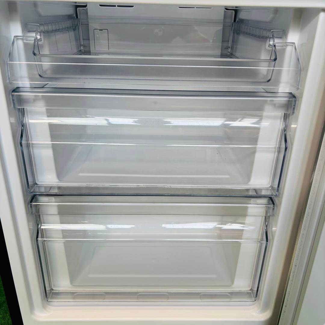 美品 2023年製 148L 冷蔵庫 おしゃれメタリック【地域限定配送無料】