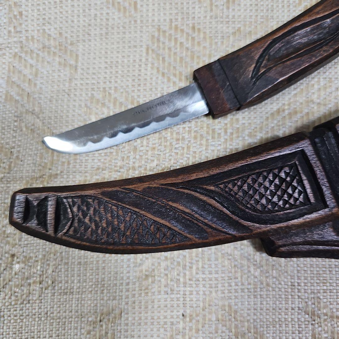 阿部尤三「マキリ」阿部紀男さんの父 アイヌ文様 木彫り