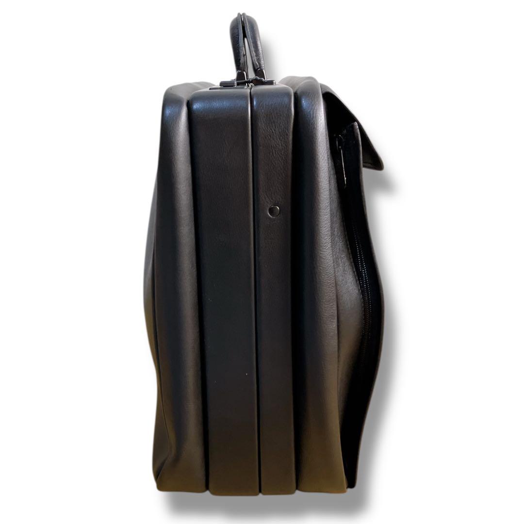 オファーマン 良品 ドイツ製 ソフトレザー アタッシュケース ブラック 袋付き