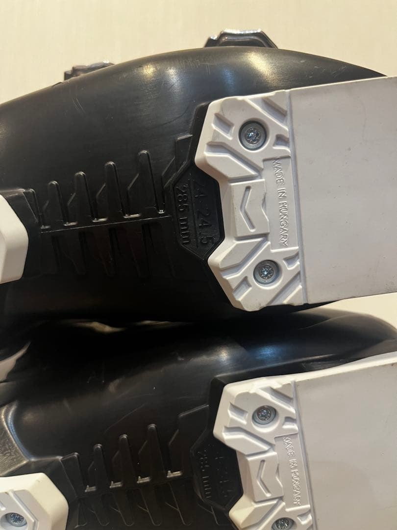 新品　ノルディカ(NORDICA) スキーブーツ 24.5cm バックルブーツ