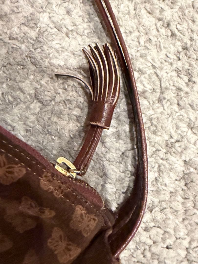 bottega venetaボッテガヴェネタ蝶柄スエードバッグショルダーバッグ