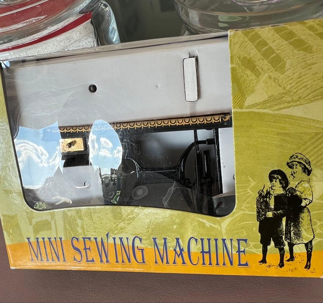 東京ディズニーランドシンデレラ城ミシン