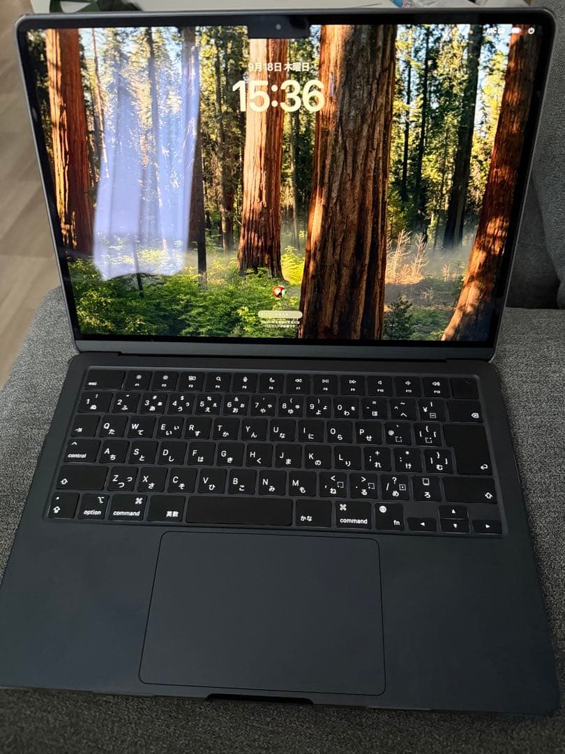 MacBook Air 13.6インチ M2 8GB 256GB SSD