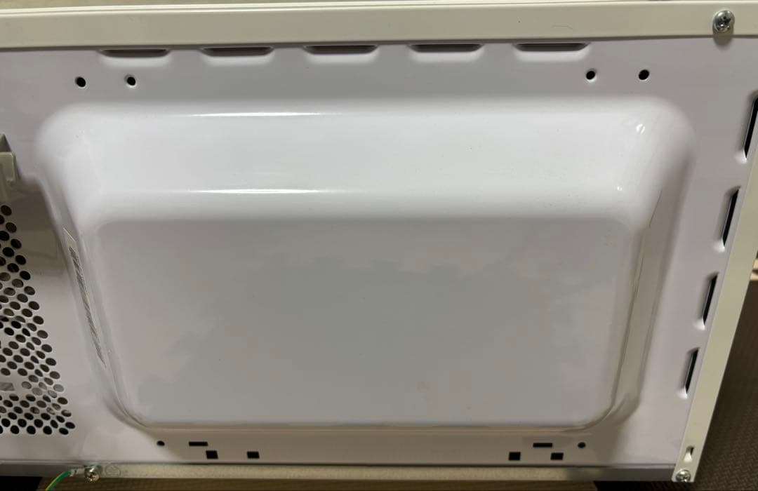 電子レンジ 2023年製 comfee 極美品 . (95% new). 黒/白