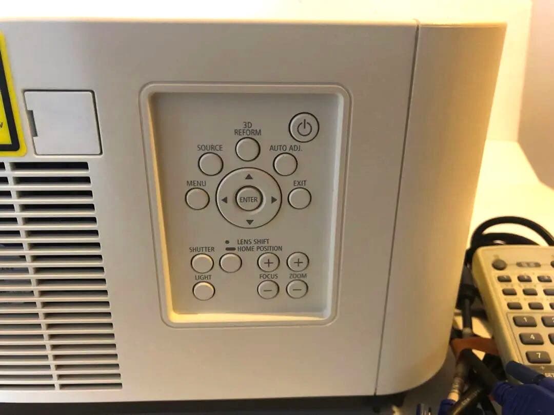 NEC レーザー　NP-PX602WL-WHJD 6000lmランプ残1.7万h