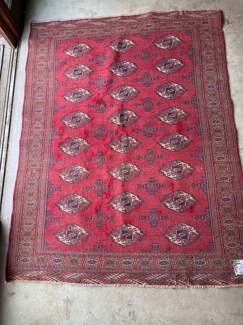 トルクメンデザイン ウールカーペット 180x136 cm