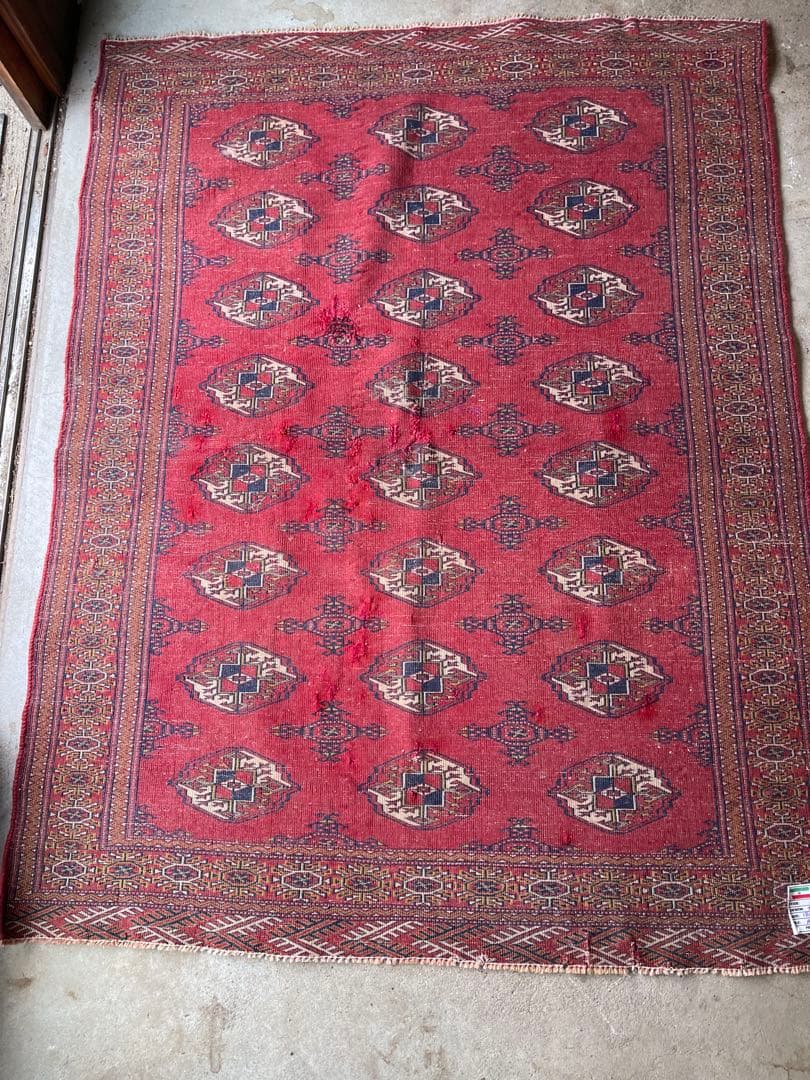 トルクメンデザイン ウールカーペット 180x136 cm