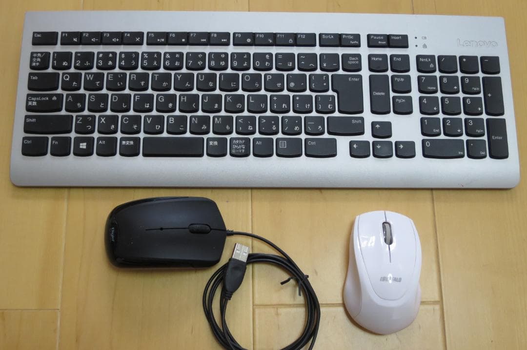 Lenovo　一体型デスクトップPC　AIO 520　Windows11