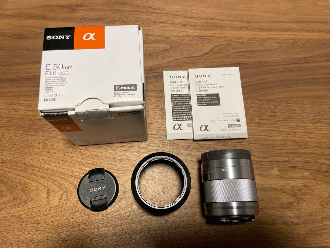 SONY α6000 パワーズームレンズキット・レンズ付き