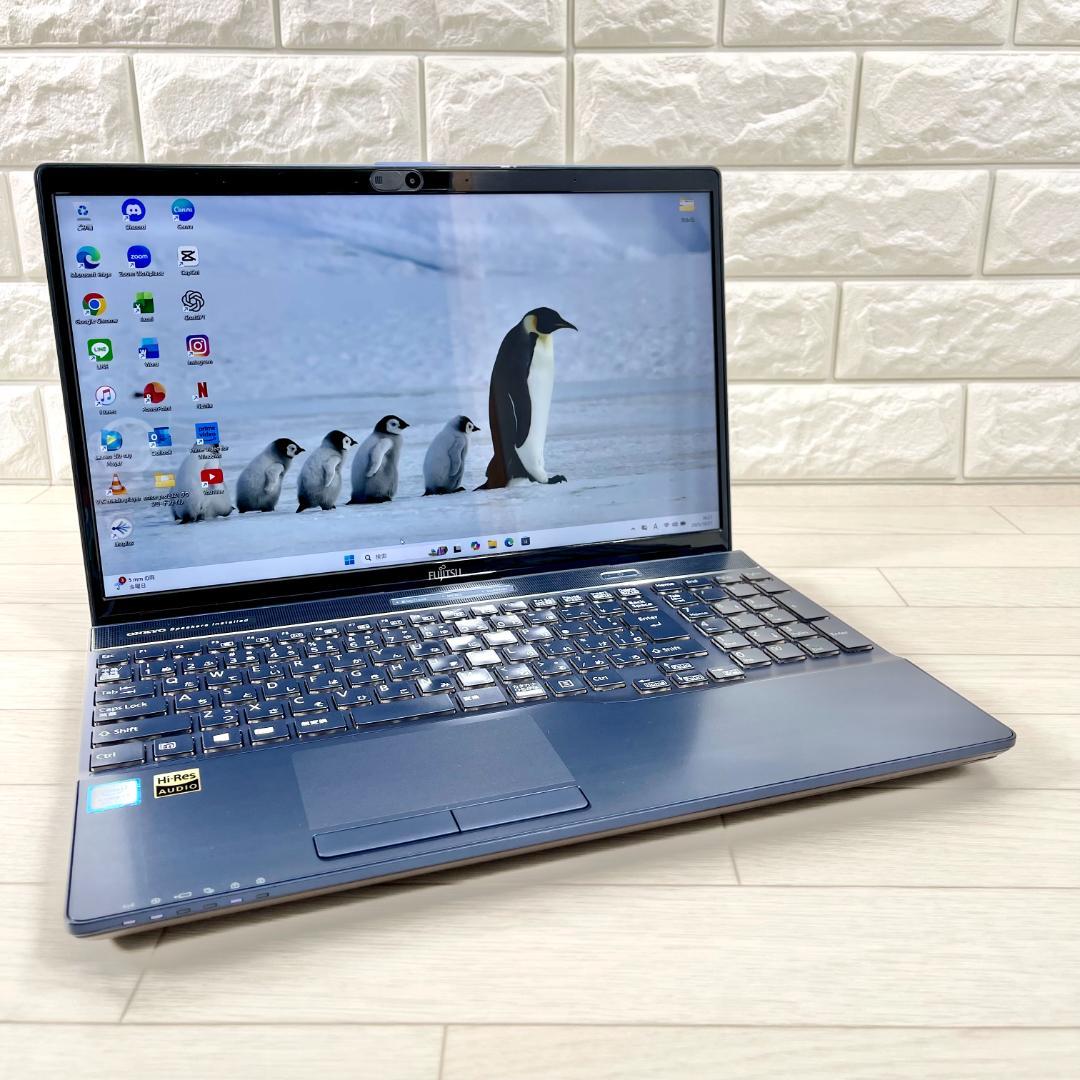 富士通 第8世代 i7 新品SSD512＋HDD搭載 メモリ16 ノートパソコン