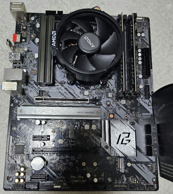 Ryzen 5 3600 B550 DDR4 8GB ×2 計16GB