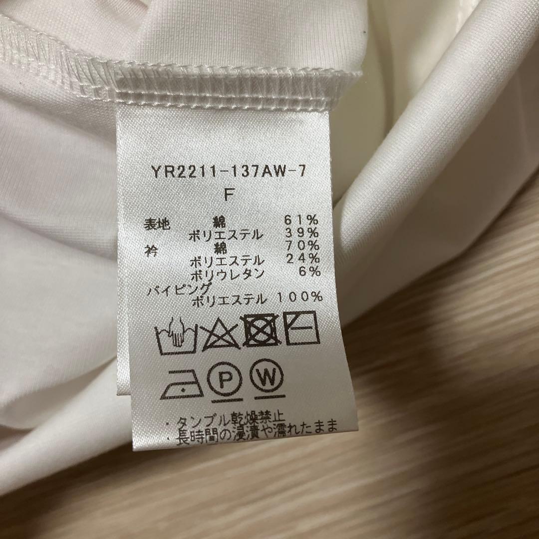 yori　ヨリ　スカラップカラーロンTee